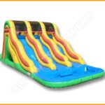 18′ Triple Lane Wet and Dry Water Slide W095