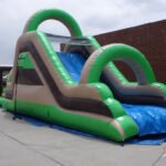 64′ Inflatable Obstacle Course I083