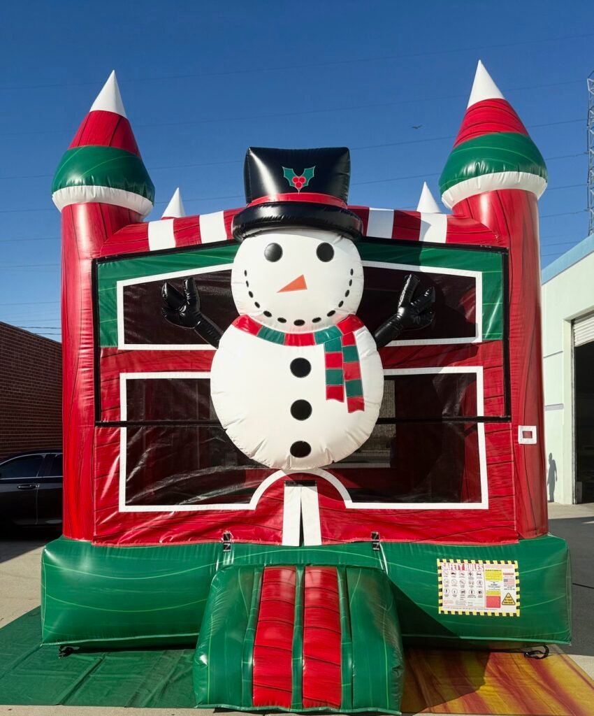Snowman House J172