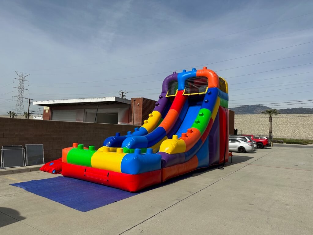 18′ Block Party Wet & Dry Slide W132