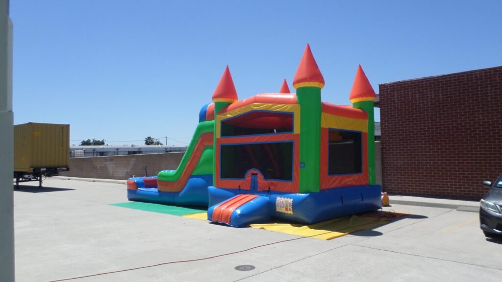 Dual Lane Multicolor Fun House Combo Wet & Dry C162
