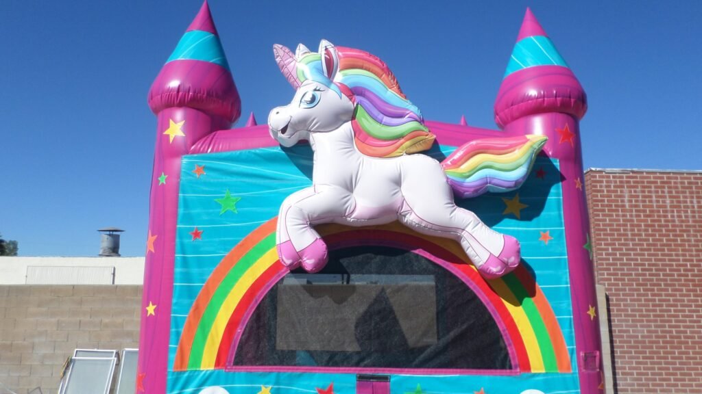 Unicorn House J141