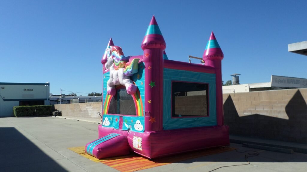 Unicorn House J141