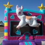 Lama Bounce House J146