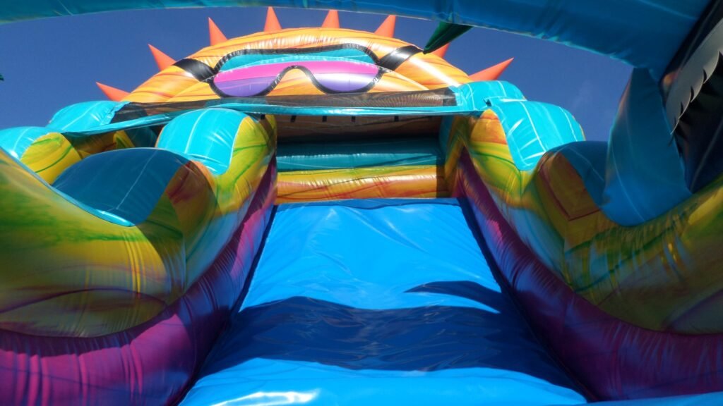 15′ South Beach Paradise Water Slide W140