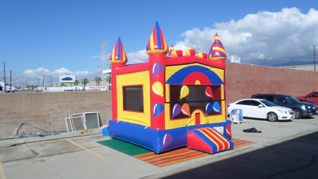 Birthday Party House J151