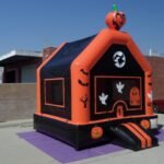 Halloween House J158