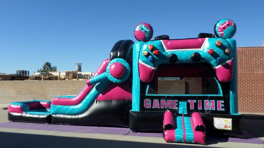 Dual Lane Wet & Dry Game Time House Combo C193
