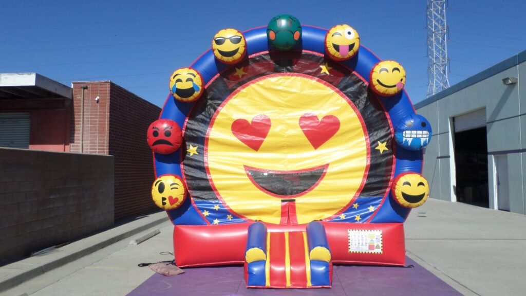3D Emoji House J165