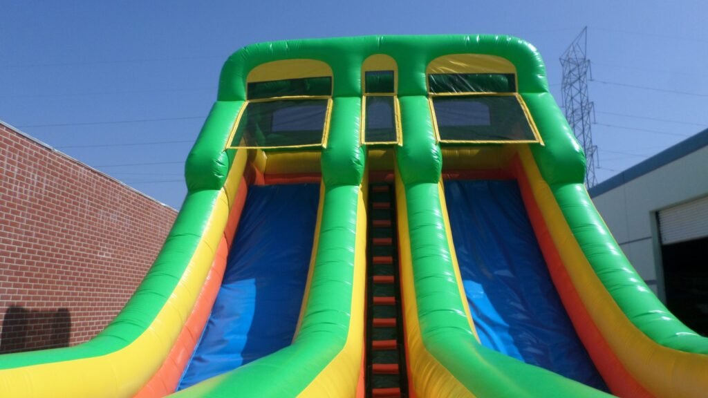 20′ Dual Lane Tropical Slide S041