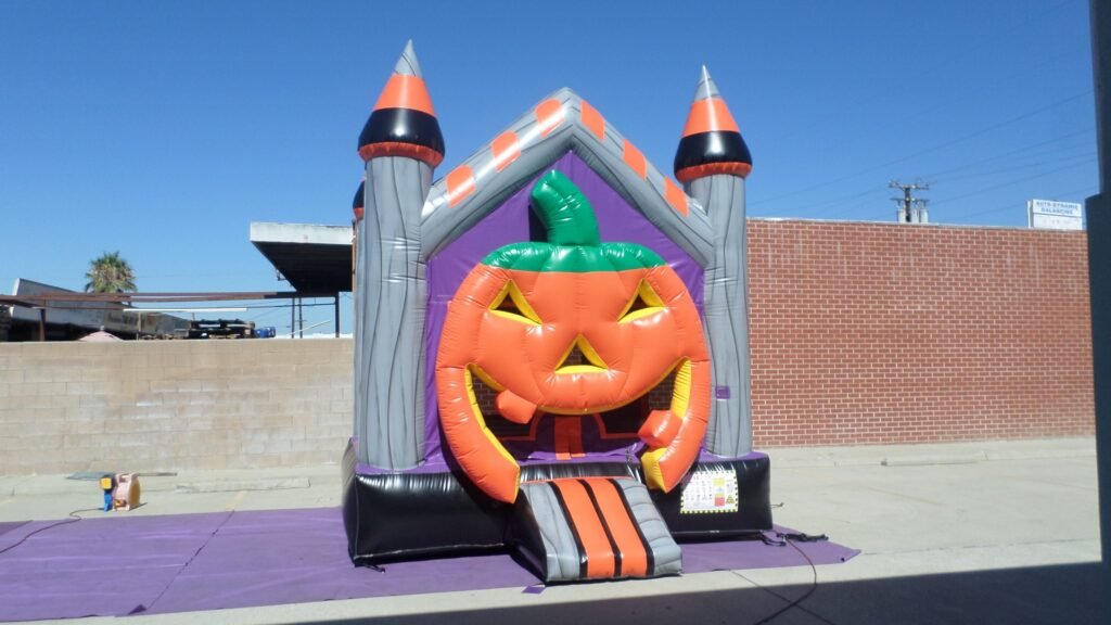 3D Halloween House J167
