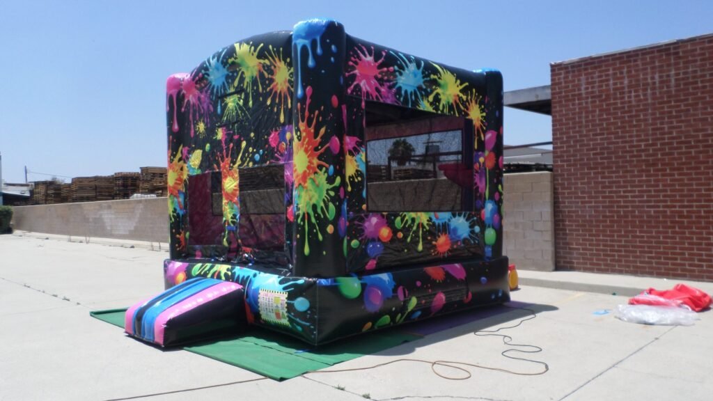 Paint Splatter Bounce House J178