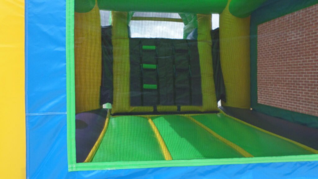 Inflatable Wet Dry Castle Combo C122