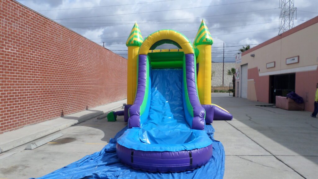 Inflatable Wet Dry Castle Combo C122