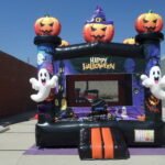 J179 Halloween House